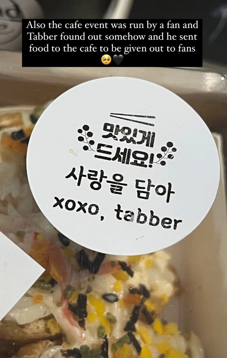 BrasilTabber's tweet photo. 🤧 Tabber mandou comida para os fãs que foram ao seu café de aniversário 🥹

©️honjorolf https://t.co/NoLTR5PYKV