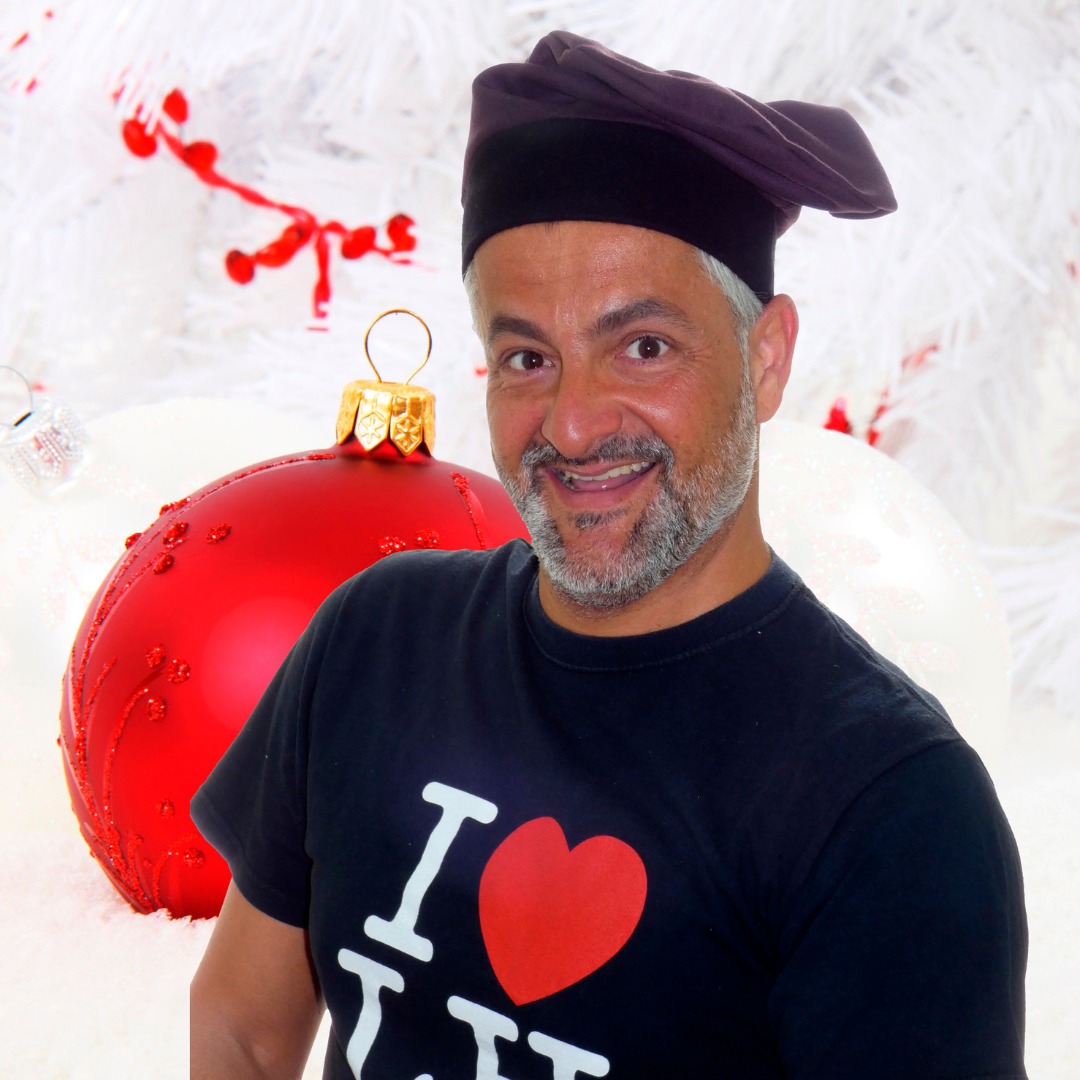 Raúl Alcaraz, L'Hereu

🤩 Qui millor que ell per fer-nos riure! Amb un monòleg nadalenc made in L'H, tradicions, el sopar de Nadal, la tieta, els canelons, els pastorets...

✨ Garantim que us divertireu i riureu molt!!

👉 dg. 15 de desembre, 19h
🎫 auditoribarradas.cat