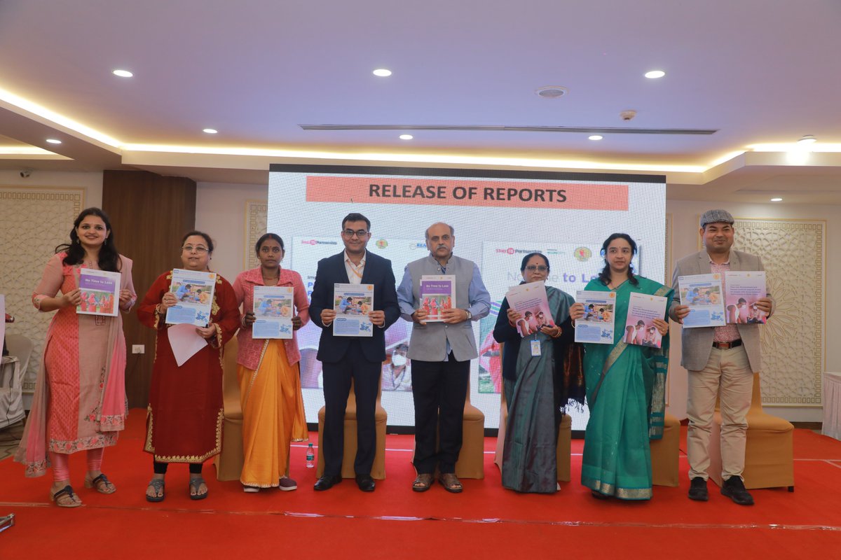 REACH tweet media