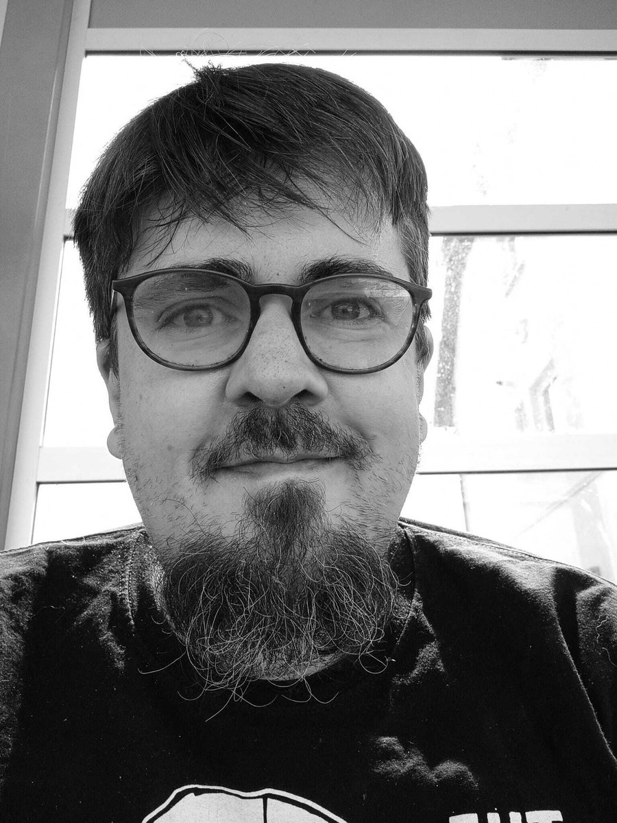 In Erinnerung an Jörg Thümmel

Mit großer Bestürzung und tiefer Trauer müssen wir Abschied nehmen von unserem langjährigen Mitglied und geschätzten Freund Jörg Thümmel, der uns am 3. Dezember 2024 völlig unerwartet verlassen hat. 💔

➡️sthoerfunk.de/blog/post.php?…