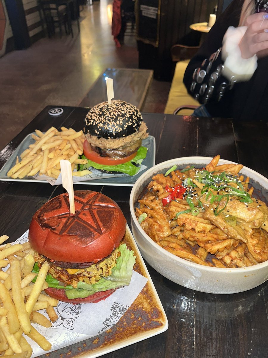 BMTH ESPAÑA tweet media