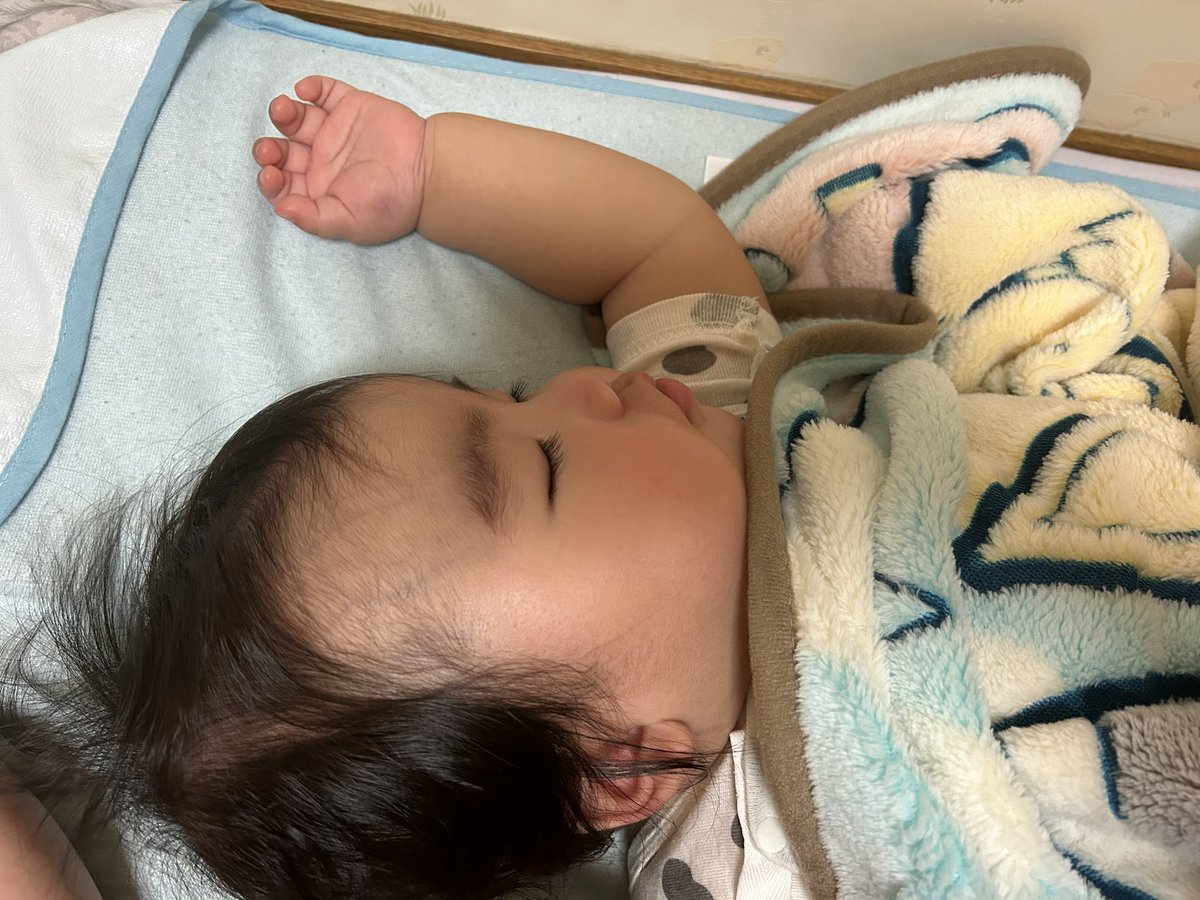 poyosamaa's tweet photo. 息子がああああ！可愛すぎるぅぅ！！！🤦‍♀️ https://t.co/Z0Zc3GdqM1