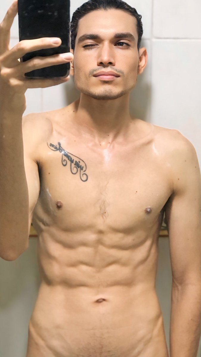 KzBoox's tweet photo. Nos bañamos? 💦🚿🧼 https://t.co/Fm02ZNaQGs
