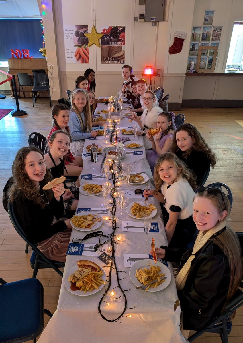 Downey House School tweet media