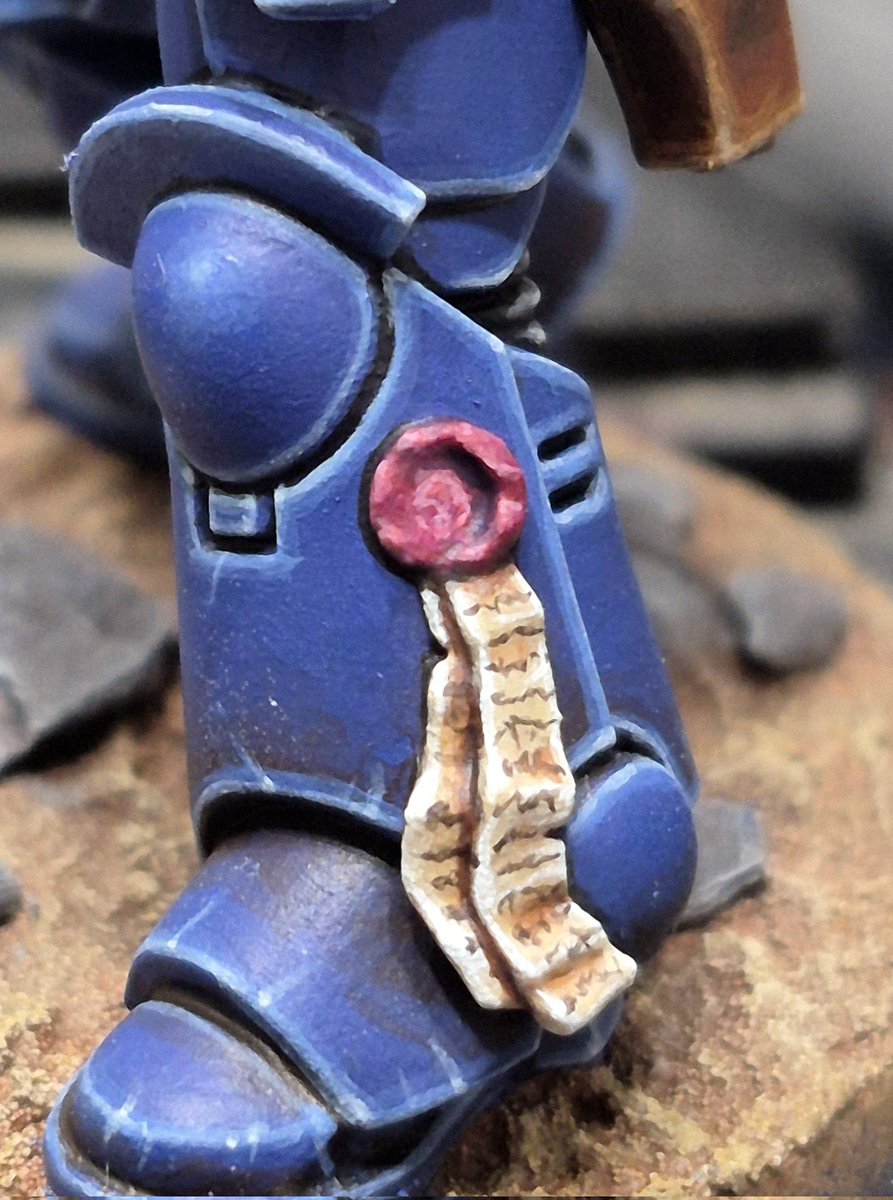 I'm not sure why, but I decided to try to paint a freehand skull on a blank purity seal. It was fun in a strange sort of way, but not something I will do on all of them! #paintingwarhammer #WarhammerCommunity #Warhammer40k #40k