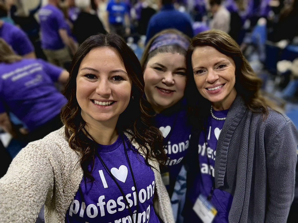 Taylor_Arrell's tweet photo. We 💜 Professional Learning! #LearnFwd2024 #DenverCO #TshirtTuesday #AIMInstitute @ColleenDanilson @adriennetweets2 @AIMtoLearn @LearningForward https://t.co/4eLrtjLhZD