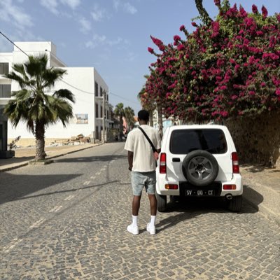LandryLefak's tweet photo. #NouvellePhotoDeProfil https://t.co/ZbMpjgE5g2