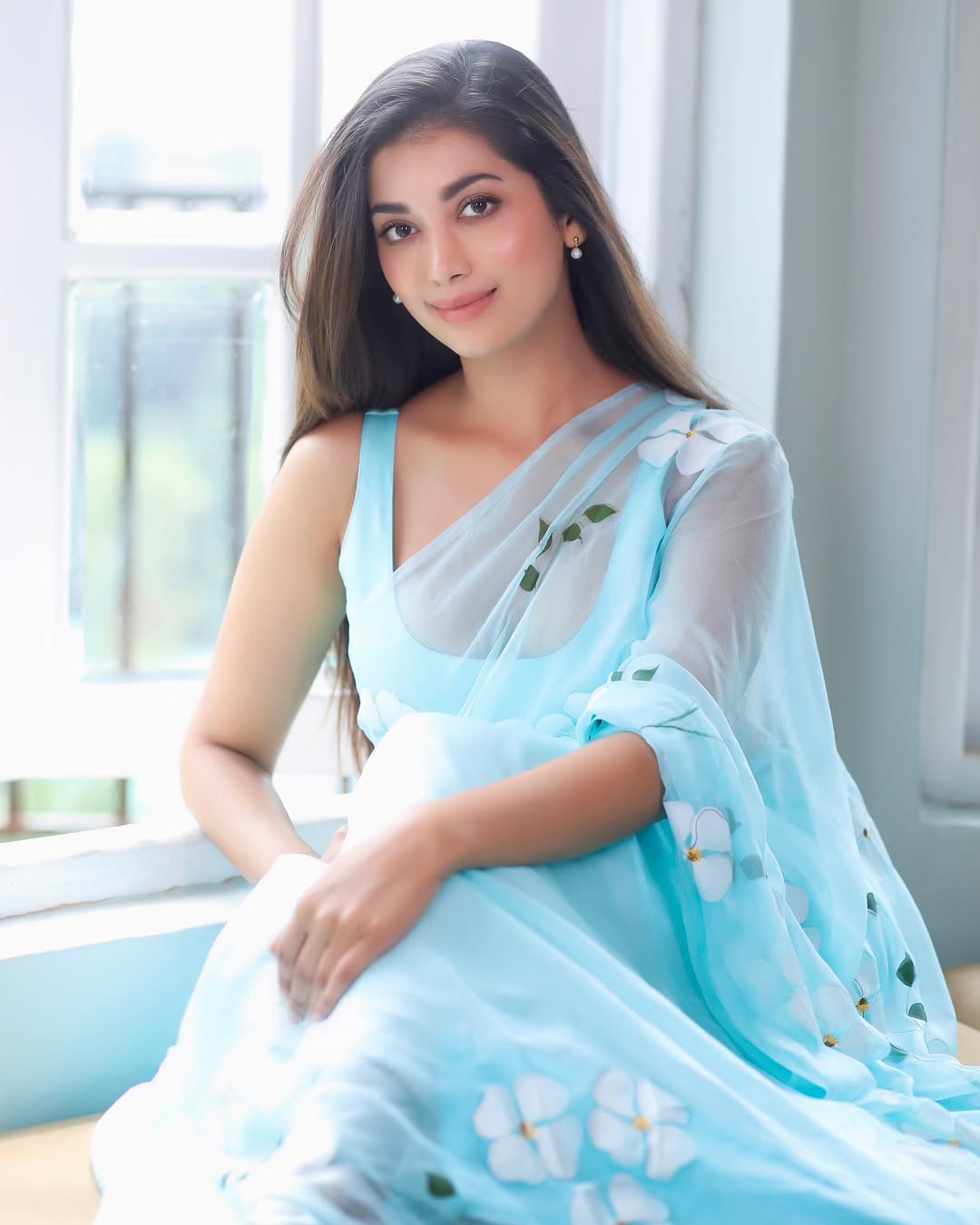 Gecr7eCW8AADgcl?format=jpg&name=large