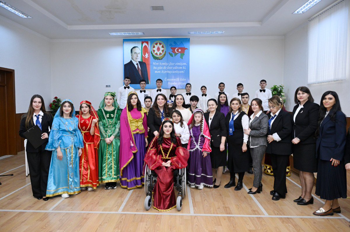 Heydər Əliyev Fondunun vitse-prezidenti Leyla Əliyeva 1 saylı 18 yaşınadək əlilliyi müəyyən edilmiş şəxslər üçün sosial xidmət müəssisəsini və Əlilliyi olan şəxslərin Peşə-əmək Reabilitasiyası Mərkəzini ziyarət edib. 

ℹ️ Əlilliyi olan şəxslərə göstərilən reabilitasiya