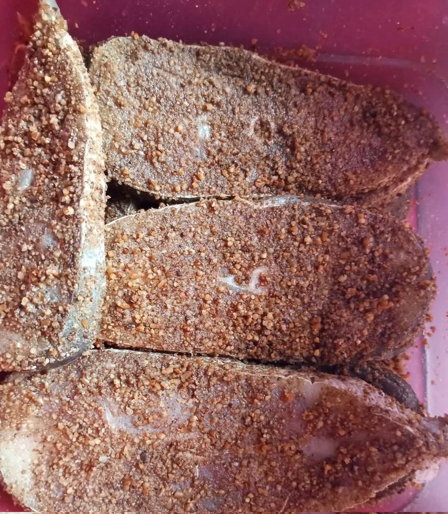 Winaecha1's tweet photo. Selasa (10/12/24).Winara Yani, Luhkan Kab. Kapuas Bersama Ibu Rustalia Ds. Lungkuh Layang, melaporkan produksi olahan wadi ikan patin 8 kg harga jual 60.000 rb/kg 
#GiatLuhkanSatminkalGondol
#Kapuas #Produksi
@RISET_GONDOL 
@brsdm_kp https://t.co/YHGQXtMZVa