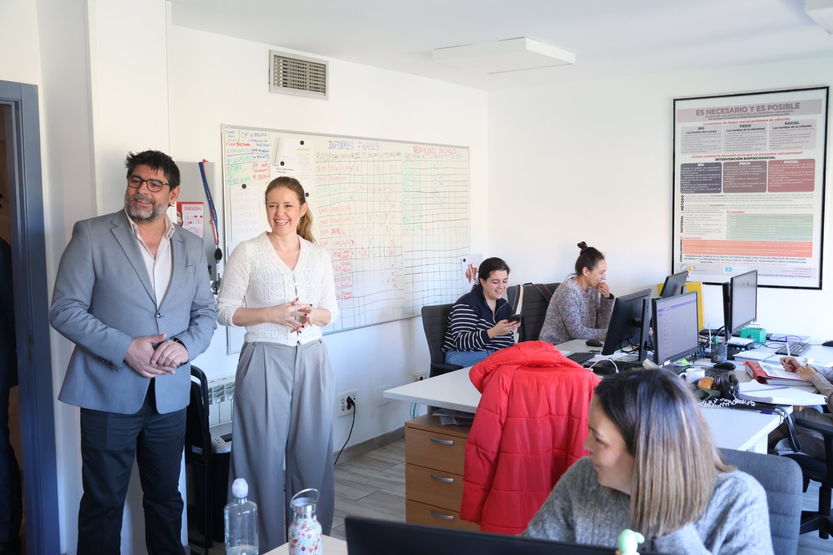 Ana Davila tweet media