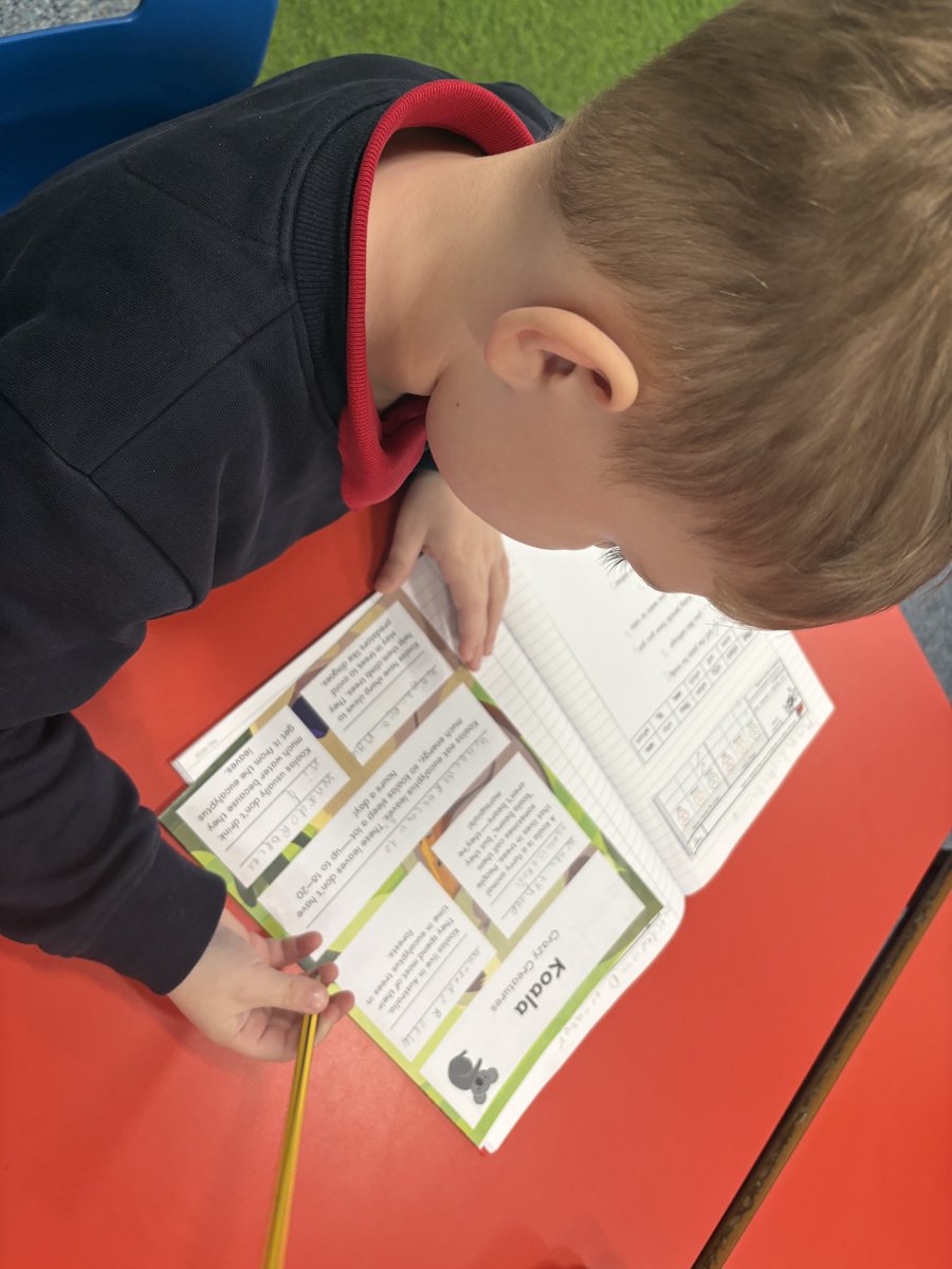 MasefieldCP's tweet image. Year 1 were using manipulatives to support their understanding of the maths topic 🧮 

Year 2 have been busy writing sentences about their crazy creatures 🦒 

 #learningwalk #believeachievesucceed