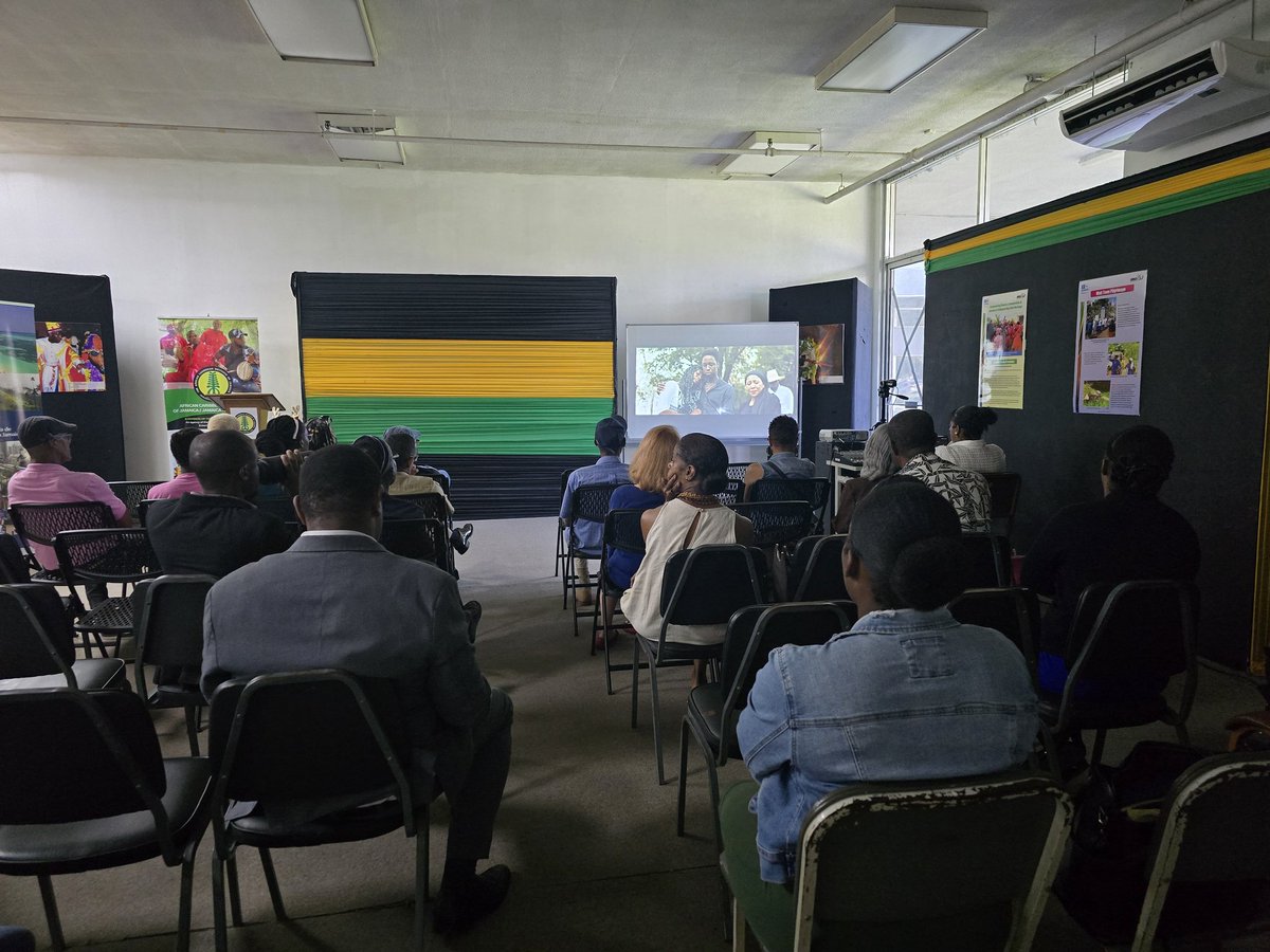embcoljamaica's tweet photo. #NOW | We are presenting at the African Caribbean Institute of Jamaica @acijjmb 🇯🇲, the feature film "Saturio, the Last Executed" 🎬 by Javier Mauricio García #CulturalDiplomacy 🇨🇴 https://t.co/j2T06NLK5T