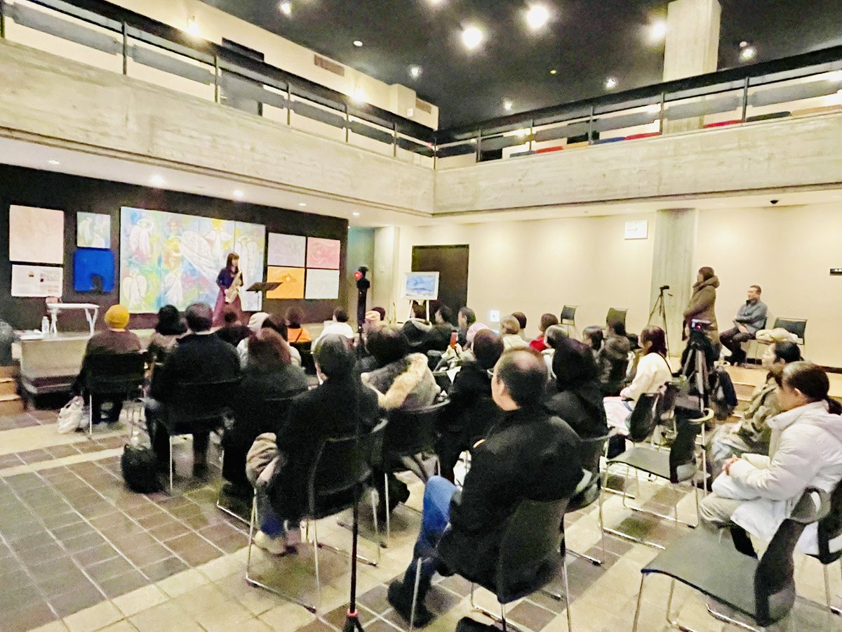KASACO2010's tweet photo. 弘前市民会館ロビーでの
トーク＆演奏会
無事に終了致しました！

ありがとうございました！

https://t.co/DFiMuK6XWV
＠hirosaki_kaikan 
#弘前市民会館 https://t.co/ezNVHQrVay