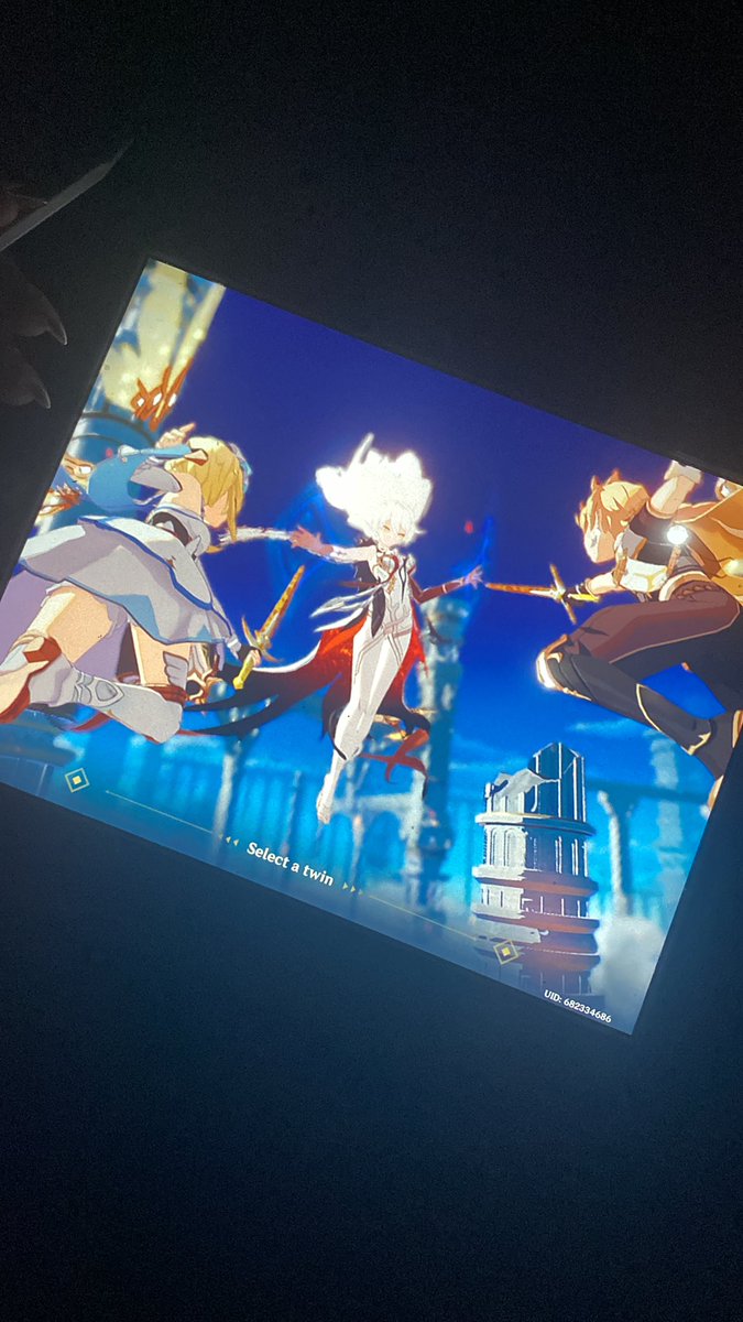 HFlakychan's tweet photo. Update 2:

Finally done downloading :) who should I pick? https://t.co/u3QwIHOjqF