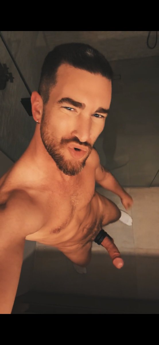 jackravn's tweet photo. @Grindr Assuming this is what you meant… https://t.co/GyAbI63Dcn