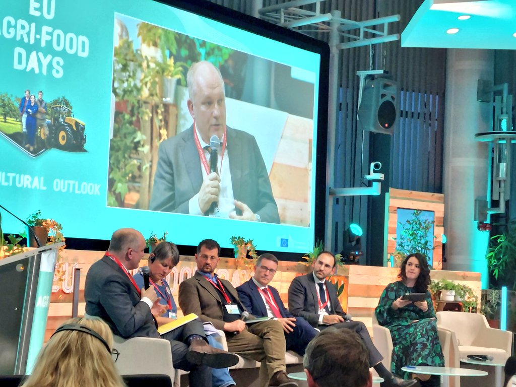 COPA-COGECA (@copacogeca) on Twitter photo Cogeca President <a href="/LennartN_LRF/">Lennart Nilsson</a> stressed in his intervention at #EUAgriFoodDays the essential role that agri-coops play to improve the position of farmers in the food chain ⛓️
👉 He stressed the need for a better distribution of costs and benefits in the food chain so that Cogeca President <a href="/LennartN_LRF/">Lennart Nilsson</a> stressed in his intervention at #EUAgriFoodDays the essential role that agri-coops play to improve the position of farmers in the food chain ⛓️
👉 He stressed the need for a better distribution of costs and benefits in the food chain so that