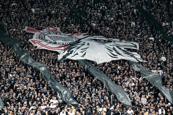 sccpnumeros's tweet photo. Gaviões da Fiel informa que no dia 19/12 ás 19h10 será realizada a primeira festa em prol da Campanha Doe Arena Corinthians com o intuito de arrecadar mais fundos para o projeto.

O evento acontecerá no Camarote da Neo Química Arena e 100% do valor arrecadado será doado para a missão de contribuir com a quitação da dívida do estádio. O ingresso será no valor de R$ 50 reais.

Garanta já: https://t.co/CfusG1LirJ