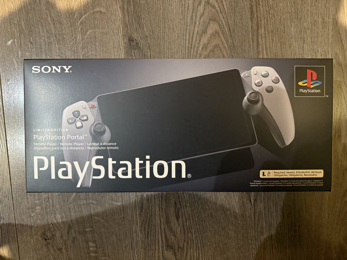 Stantana__'s tweet photo. I got an early birthday present from my wife 😳😍

#PlayStation30thAnniversary #PSPortal https://t.co/yqercazhzQ