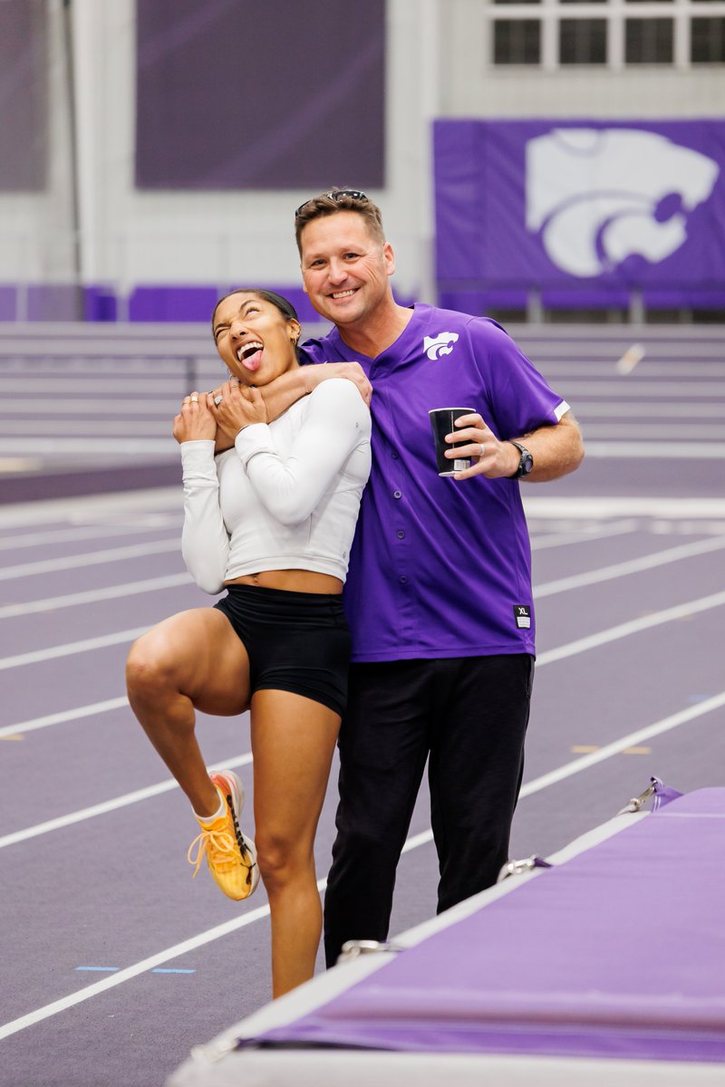 Trackwired tweet media