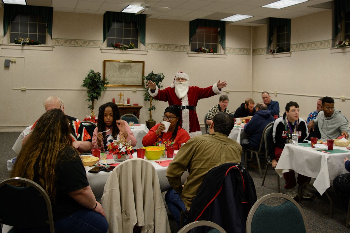 FlatRockHomes's tweet photo. Thank you to Sandusky Trinity UMC for hosting the first Flat Rock Community Services Christmas Party of the year! Everyone had a blast singing songs, opening gifts, and visiting with Santa.

More pictures of the fun are available on our website.

#FlatRockHomes #MerryChristmas https://t.co/x0oTPgAt3X