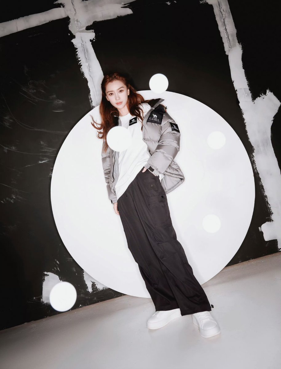 angelababy 杨颖 updates tweet media
