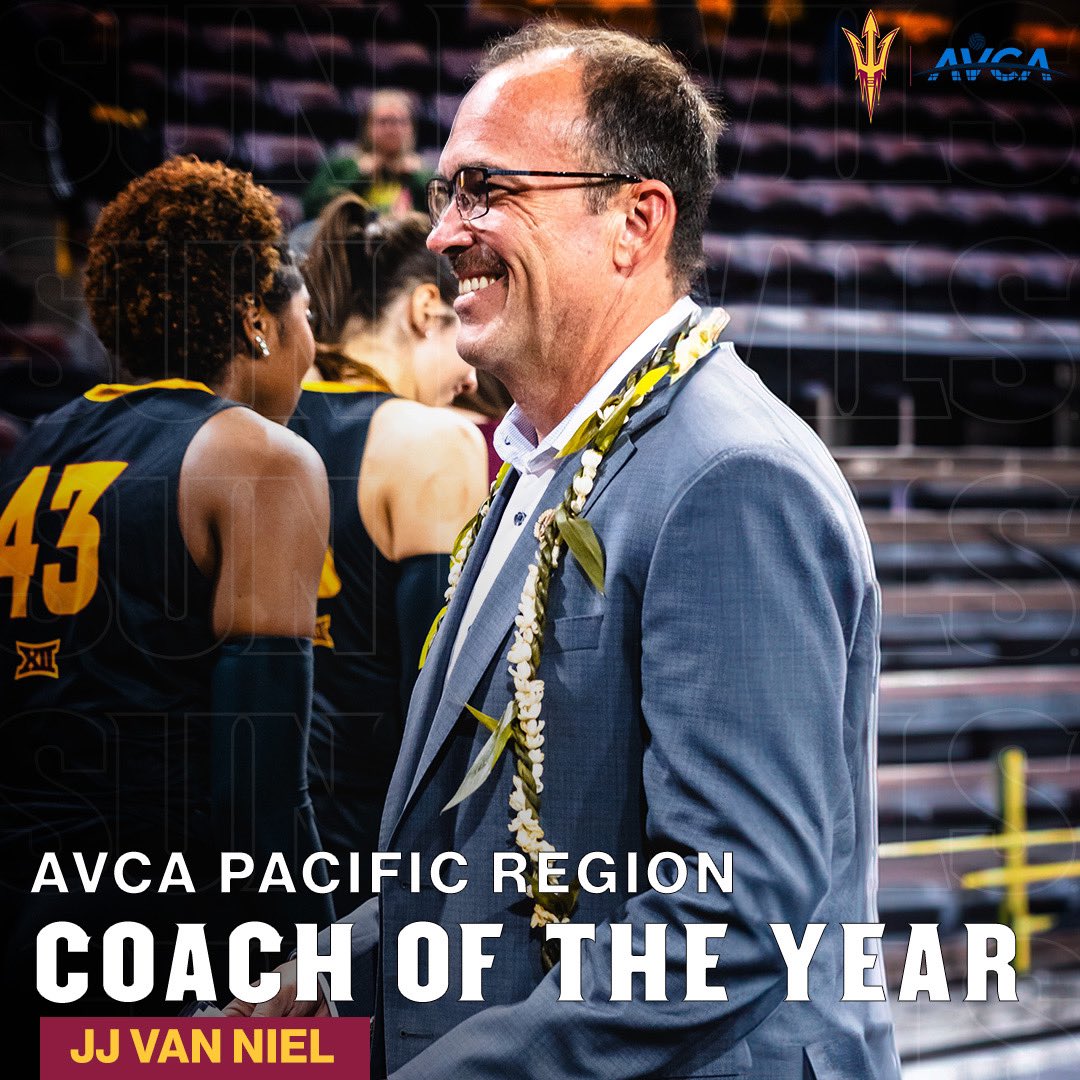 THAT’S OUR COACH 👏

For the second year in a row, <a href="/jjvanniel/">JJ Van Niel</a> has been named the <a href="/AVCAVolleyball/">AVCA</a> Pacific Region Coach of the Year! 🔱

#ForksUp