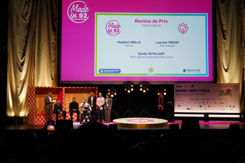 GPSO_SeineOuest's tweet image. Félicitations aux entreprises du territoire lauréates du concours #MadeIn92 🏆

♻️ SmartBack, basée à Ville-d'Avray a remporté le Grand Prix Made in 92 
👩‍🦽 Gusngo, installée à Boulogne-Billancourt, a décroché le Prix Tech for 92

ℹ️ seineouest.fr/madein92-2024