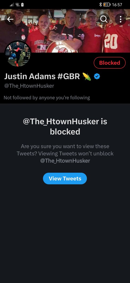 yakuzaijoshi's tweet photo. I block bluechecks on sight. When I tried blocking this post, twitter said I can't. Checking his profile, he was already blocked, yet the for you page still put him on my timeline. https://t.co/VptTC8dAjg