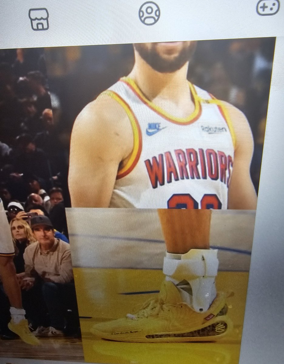 eskuntaw's tweet image. I feel like #steph is cheating with these ankle protectors