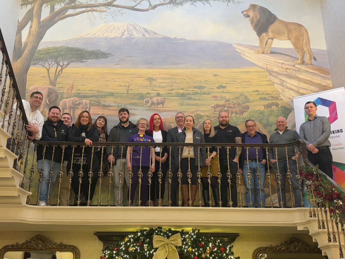 TOP Bewdley is LAUNCHED at <a href="/WestMidSafari/">West Midlands Safari Park</a>   . Thanks to Rebekah Wright for support.
met people, got a theme park tour, &amp;met the red panda's!
The club takes break over Xmas and meets again 
  Tues Jan 7th - 7:30am
#topbewdley #topclubs #worcestershirehour
topnetworking.co.uk