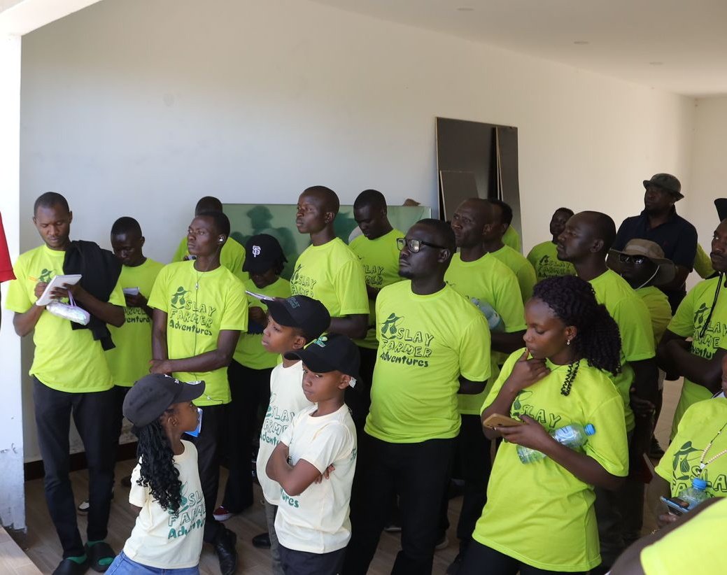 darling_ug's tweet photo. Last weekend was #FunFarmTours organised by @SandraNabasirye where over 60 young men&amp;women traveled from Kla to #Elgonregion 🏔for 3 d ays. 
Visited farms &amp; our coffee roastery where we spoke #coffeeValueAddition  and the different opportunities in the coffee value chain. 
🌱🍒☕ https://t.co/PsAj6C8jxG