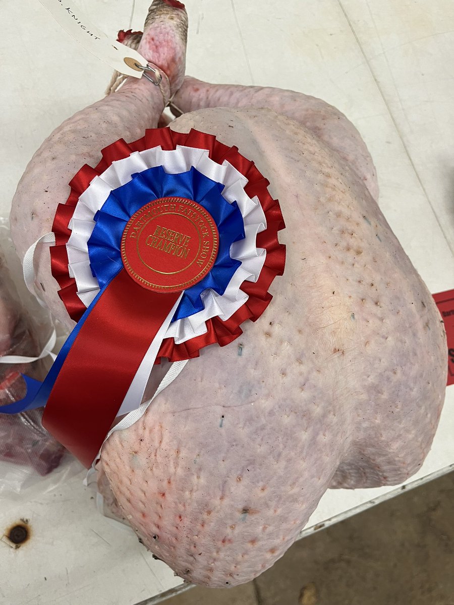 #dartmouthfatstock was well attended with a tonne of livestock on show within the market square - another successful end of year for the hard working local farming community #supportfarmers