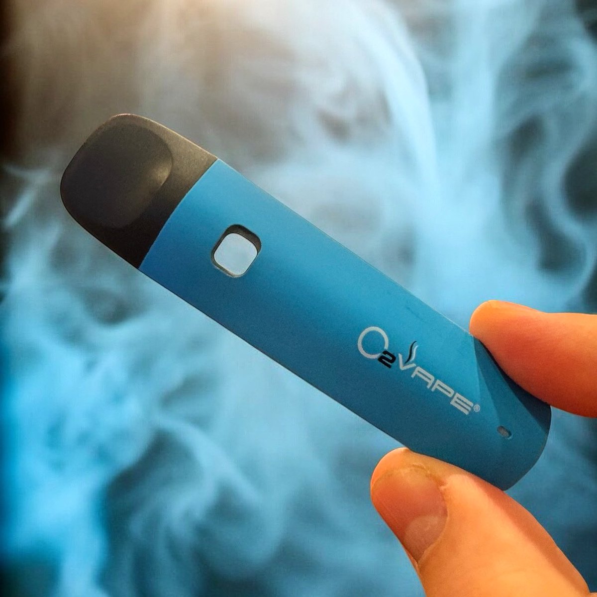 O2vape's tweet photo. The Traveler Extreme Glass CFB is a groundbreaking new addition to our lineup of all glass AIOs.

In another @O2VAPE first, The GCFB combines our patented all glass tank construction with the silhouette of a pod style AIO.

We’re just better 🏆 
https://t.co/mbFhSSjxpM 

#O2vape https://t.co/7hhlEt8c9O