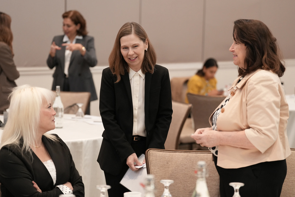 EBRD's tweet photo. We joined @GMBiery as she opened a workshop gender-responsive climate finance in Jordan. The #GEFF is expanding access to finance for small and medium enterprises.

Together with @EU_Partnerships and @theGCF, we're shaping a future where women are leaders in a green economy. https://t.co/Pp3WTmQ10Q