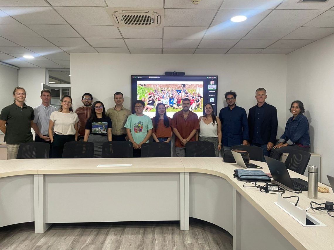 GIScienceHD + HeiGIT (@gisciencehd) on Twitter photo Alexander Zipf, Anne Schauss and Steffen Knoblauch recently traveled to Chile as part of our collaboration with <a href="/HCLAHeidelberg/">Heidelberg Center</a>. There, they hosted a course on #GIS and Applications for Disaster Risk Management.
📰Blogpost: heigit.org/teaching-at-he… Alexander Zipf, Anne Schauss and Steffen Knoblauch recently traveled to Chile as part of our collaboration with <a href="/HCLAHeidelberg/">Heidelberg Center</a>. There, they hosted a course on #GIS and Applications for Disaster Risk Management.
📰Blogpost: heigit.org/teaching-at-he…