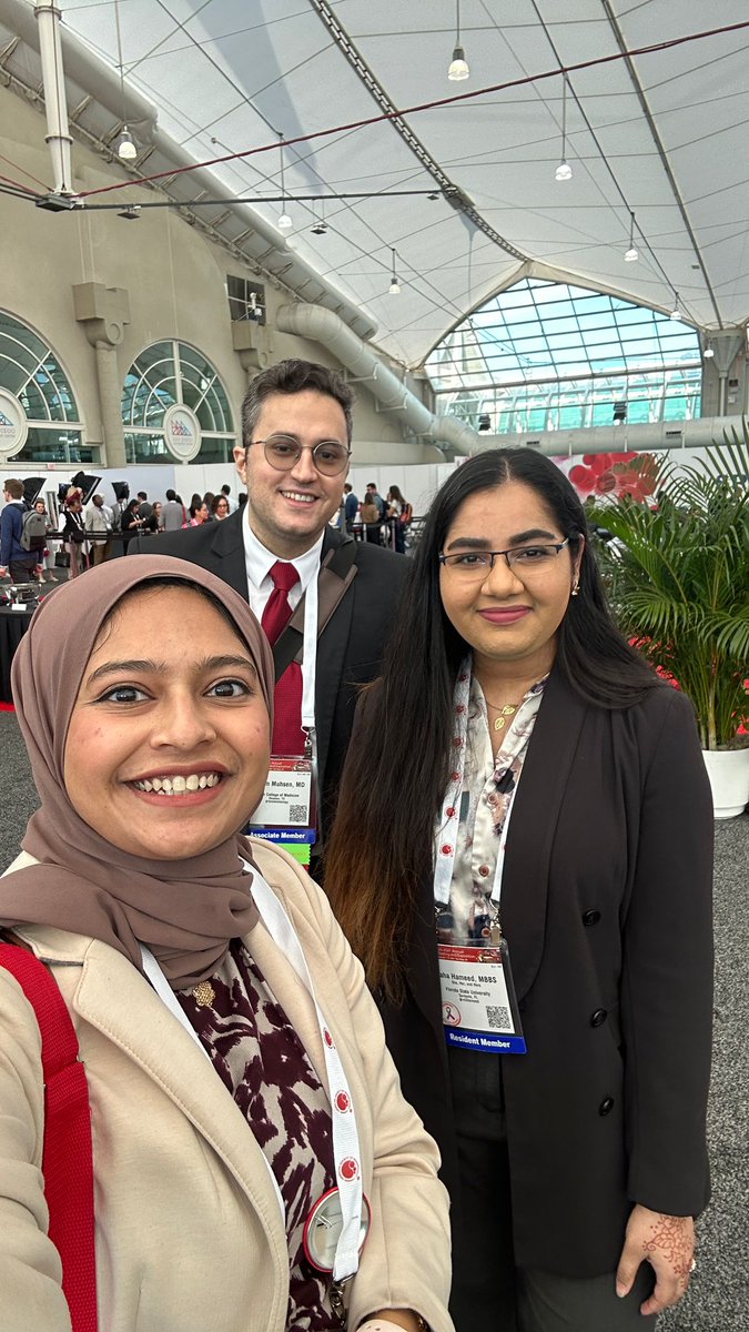 m3hameed's tweet image. Attending #ASH24 was a blast, from ASH-a-Palooza and meeting new trainees to reconnecting with med school seniors @SyedaMinaMD @Ibrahematology and mentors @Malfayez7. Can't wait for the next one in Orlando next year!