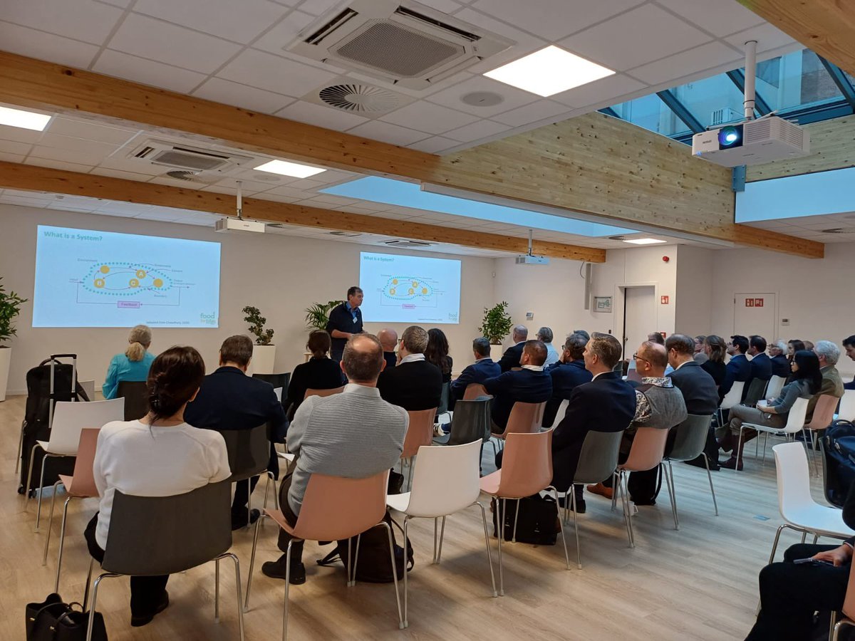 ClusterCLAN's tweet photo. Presentata oggi a Bruxelles, durante l'ETP "Food for Life" Annual Event, la nuova Strategic Research and Innovation Agenda 2024 "Driving a more sustainable and resilient food system" della Piattaforma Tecnologica Europea "Food for Life". https://t.co/vzO0J0gT9i