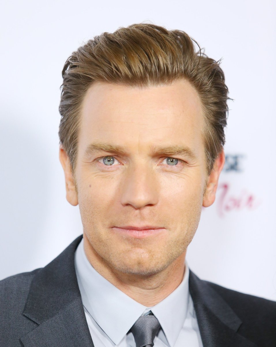 Lookin' handsome at the L.A. premiere of 'The Impossible' #OTD in 2012