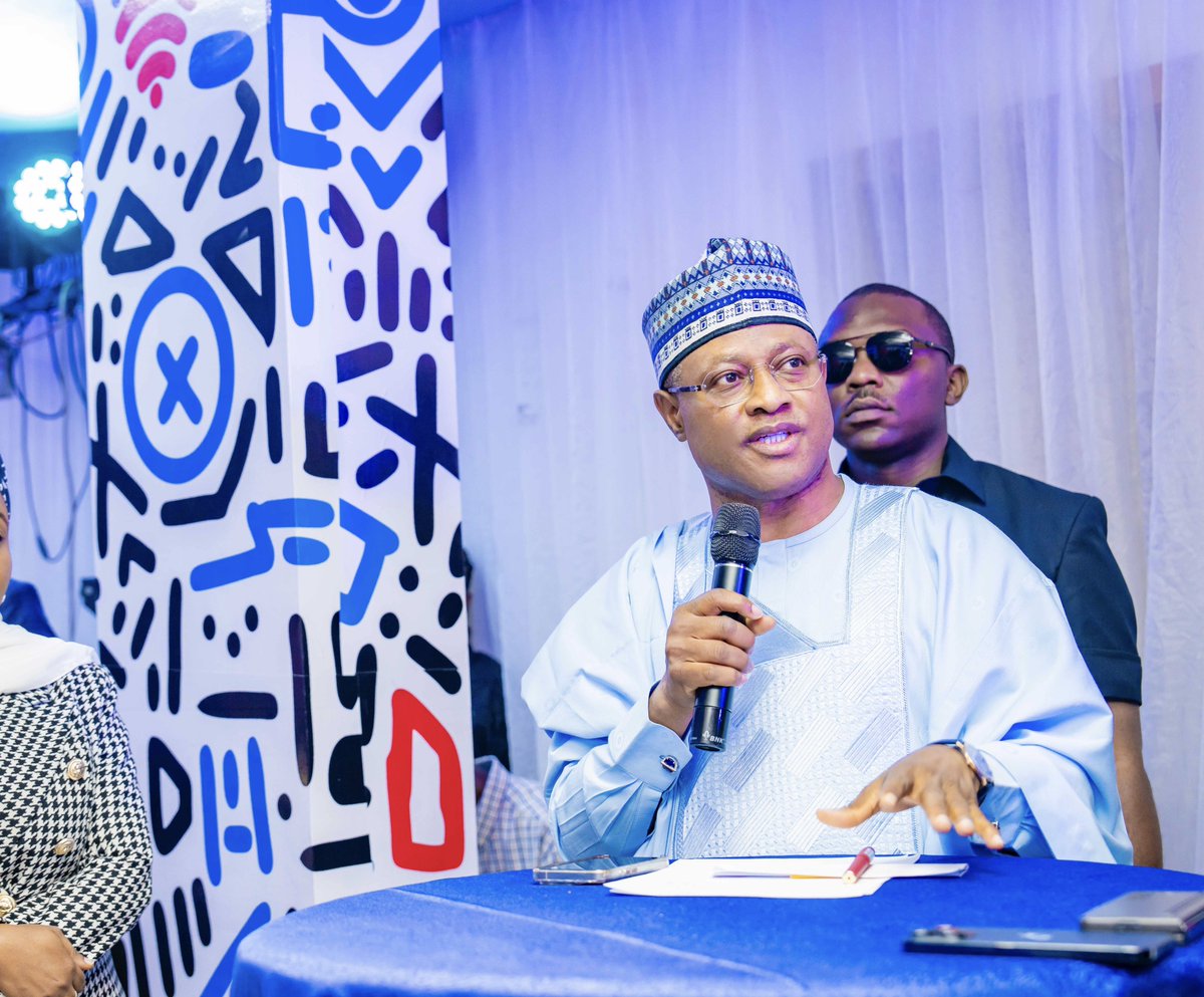 ubasanius's tweet image. I had the pleasure today of chairing and unveiling the “PocketMoni” product by eTranzact Plc for the Nigeria market. The event took place at the eTranzact office in Abuja. 

While giving my remarks at the event, I reiterated our commitment to addressing the exclusion of the poor,…