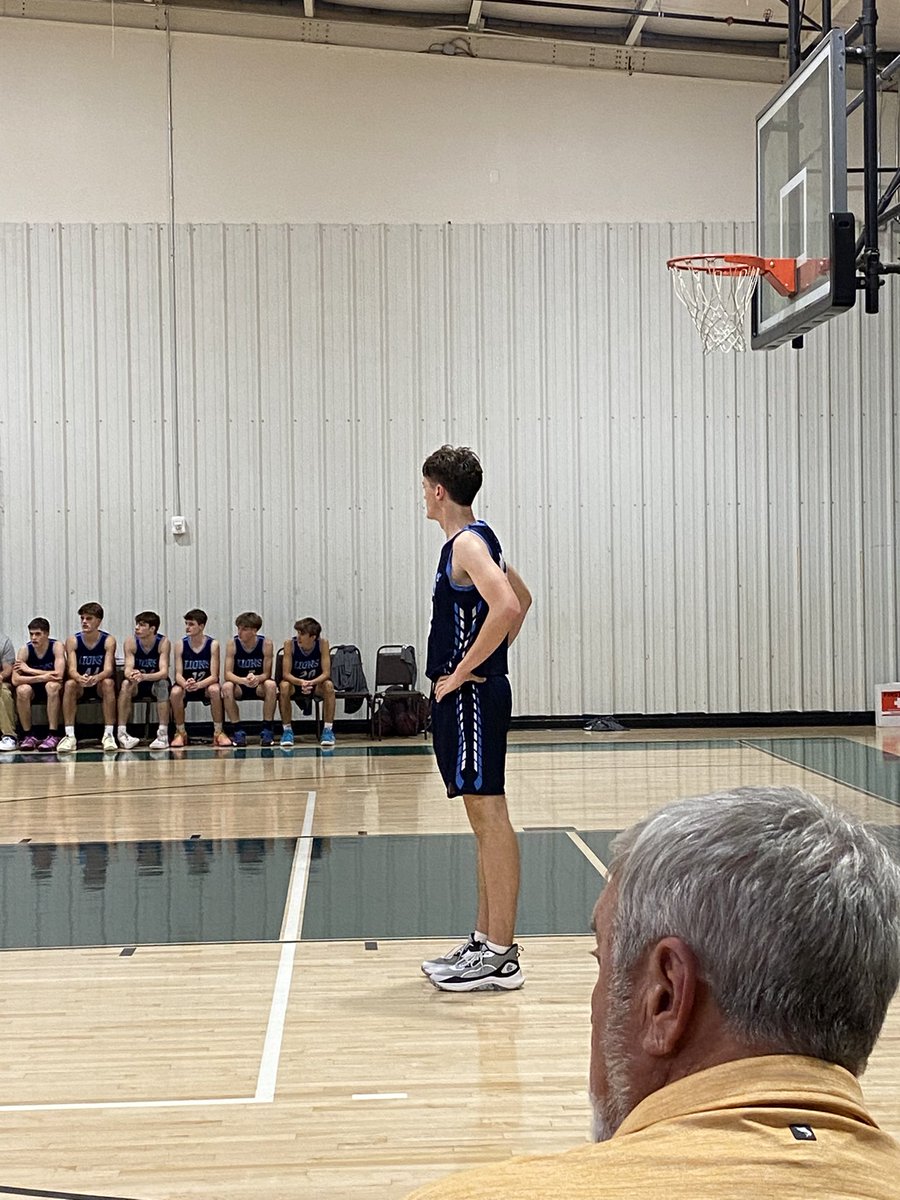 small_hoops's tweet image. 1/2 Ethan Cain is a prospect in the class of 2025 with a lot of upside and potential. At 6’5 with a long frame he scores at will around the rim. He’s sneaking athletic as well he can get down hill, get to the rim, and finish on both sides. Hasn’t shot it well from deep so far.