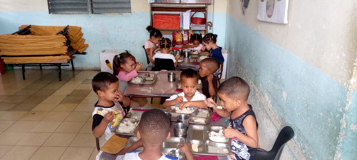 Los educandos de La Primera Infancia disfrutando de un proceso educativo con calidad en.#PalmaSoriano .#SantiagoDeCuba.