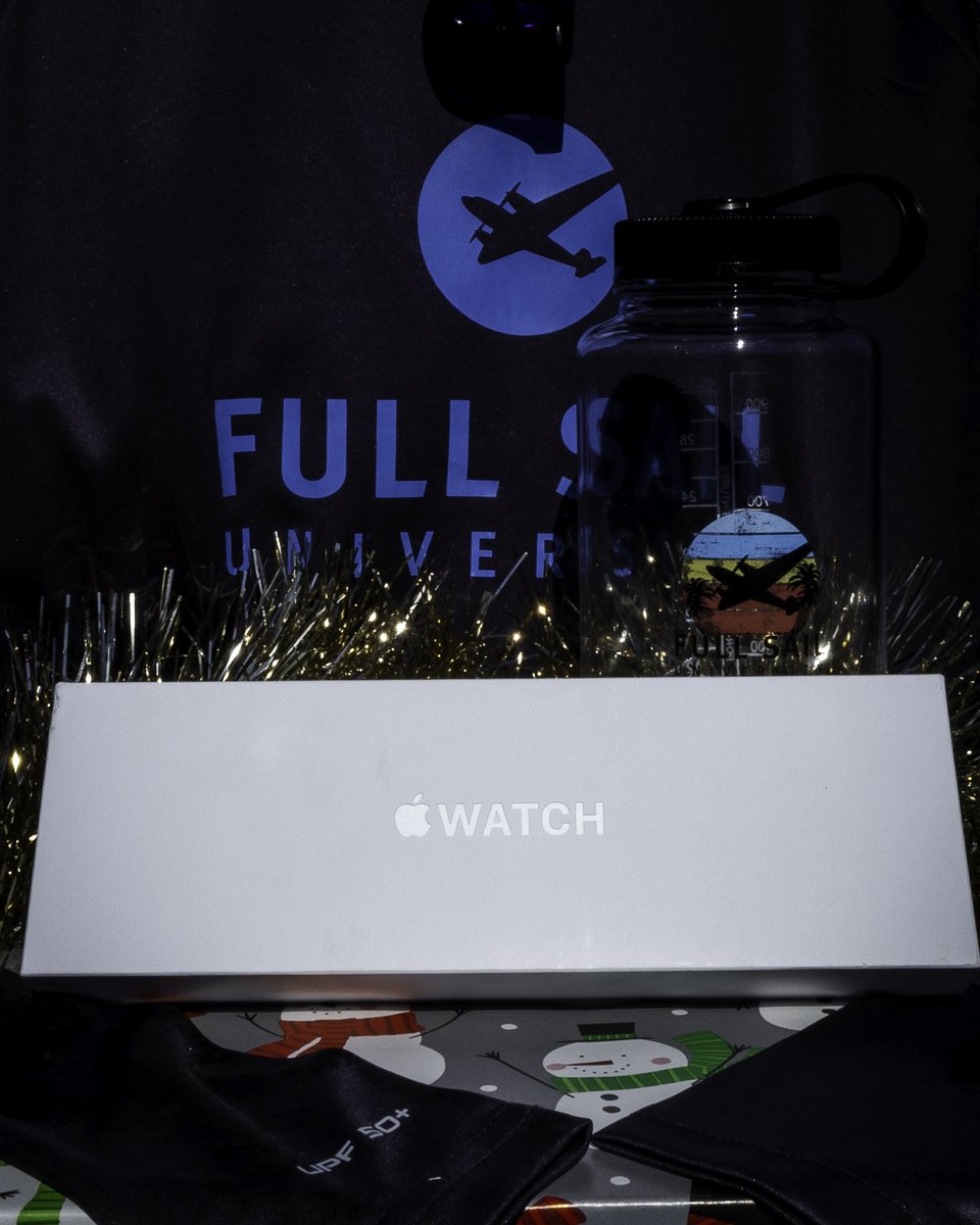 FullSail's tweet photo. 🌟GIVEAWAY🌟

Stay connected and stylish with Day 2 of #12DaysOfGear. We're giving away an Apple Watch Series 10 and a Fun in the Sun Bundle from The hangR! ENTER FOR A CHANCE TO WIN HERE: https://t.co/AnMUA6YyU9 

Sponsored by CDW and the Full Sail hangR https://t.co/nDyaXWO29Z