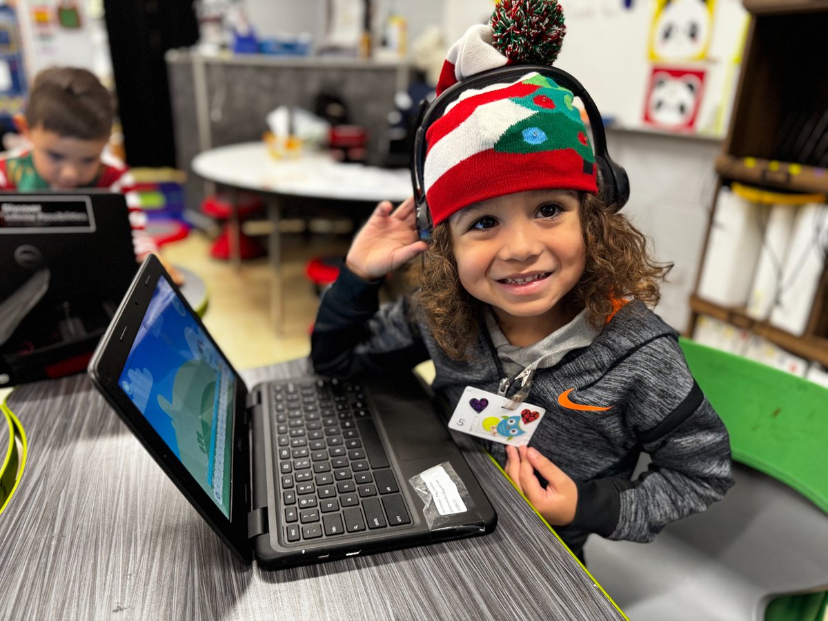 "Let’s get elf-tastic! Dress up, spread cheer, and sleigh the day in your best elf gear!" 🎄🎅✨
#YSLETAISD,#AZTECSTRONG,#OFOD
