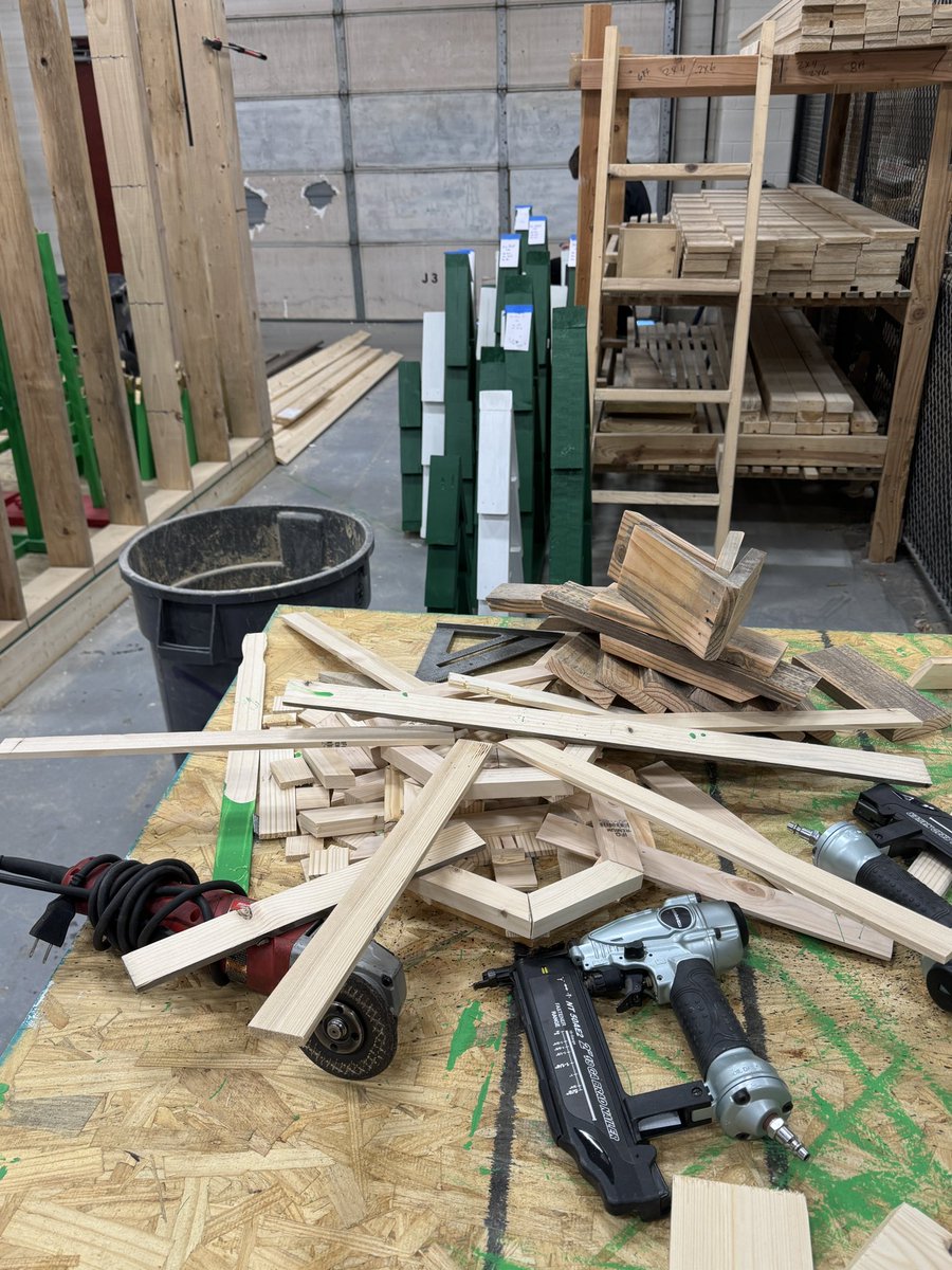 Elves are at work putting trees together for <a href="/MarbleFallsISD/">Marble Falls ISD</a> 
Good things happening in <a href="/MFISDCTE/">MFISDCTE</a>