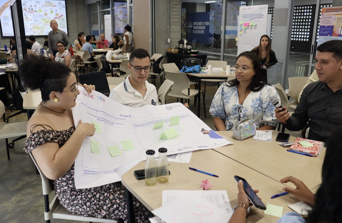 APCColombia's tweet photo. ¡El evento "#DatosEnAcción: Conectando con la ciudadanía a través de los datos" fue todo un éxito en Cali!
🧵Aquí te compartimos algunas de las conclusiones más destacadas de este importante encuentro, que se realizó el pasado 4 de diciembre👇 #DatosParaLosODS #DatosInclusivos https://t.co/hRPUkbvaIr