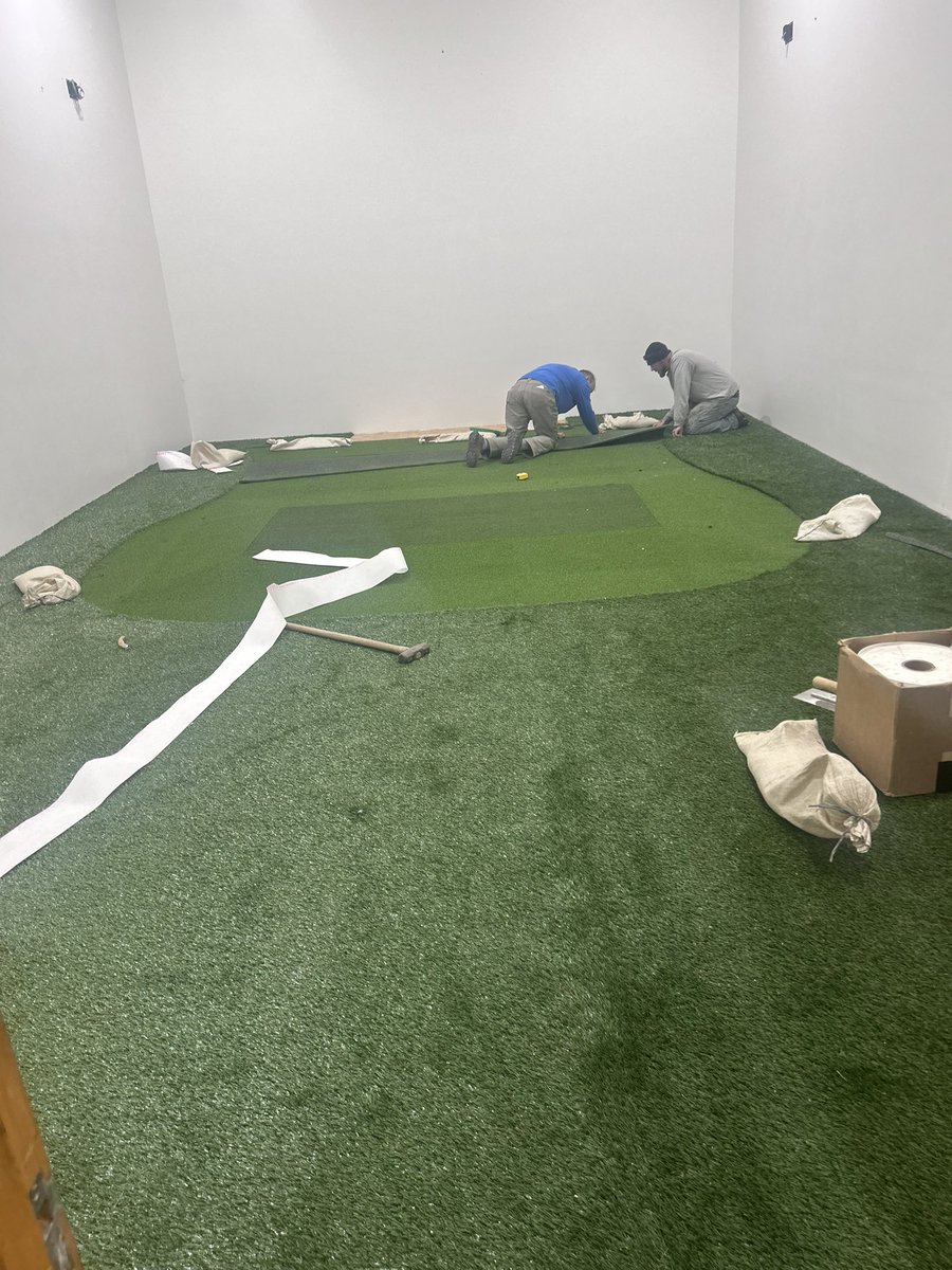 BonniesGolf's tweet photo. Huge progress this week at our indoor space!! Room 3 is ready for action! Next up, Room 1 will undergo similar work- lighting, ceiling, etc..this will complete our project..excited to carry out our pledge to use 2024Giving Day funds on this facility! https://t.co/locug3db0b
