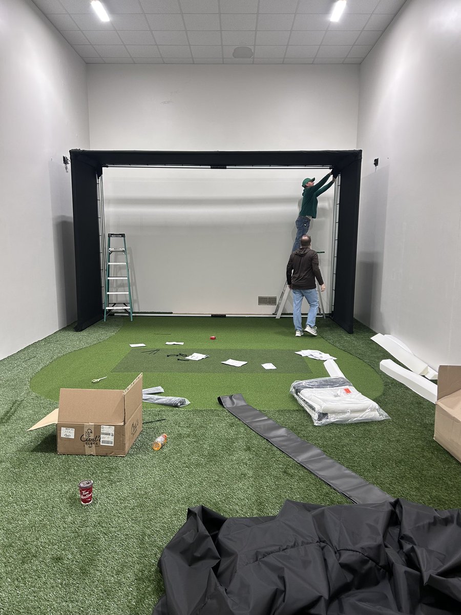 BonniesGolf's tweet photo. Huge progress this week at our indoor space!! Room 3 is ready for action! Next up, Room 1 will undergo similar work- lighting, ceiling, etc..this will complete our project..excited to carry out our pledge to use 2024Giving Day funds on this facility! https://t.co/locug3db0b