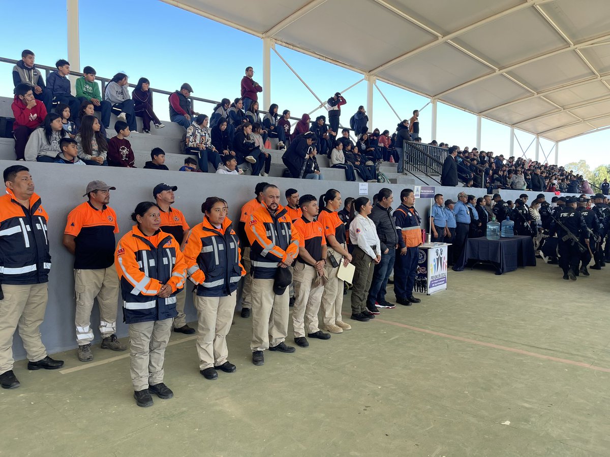 PC_SanFelipe's tweet photo. Personal de esta unidad participa en el arranque operativo Guadalupe-Reyes 2024-2025 en el municipio de Ocampo, Guanajuato fortaleciendo lazos de trabajo con la Coordinación Municipal de Protección Civil de esta entidad.

#SúmatealaReduccióndeRiesgos
#seconstruyeengrande https://t.co/cu4fg1D9He