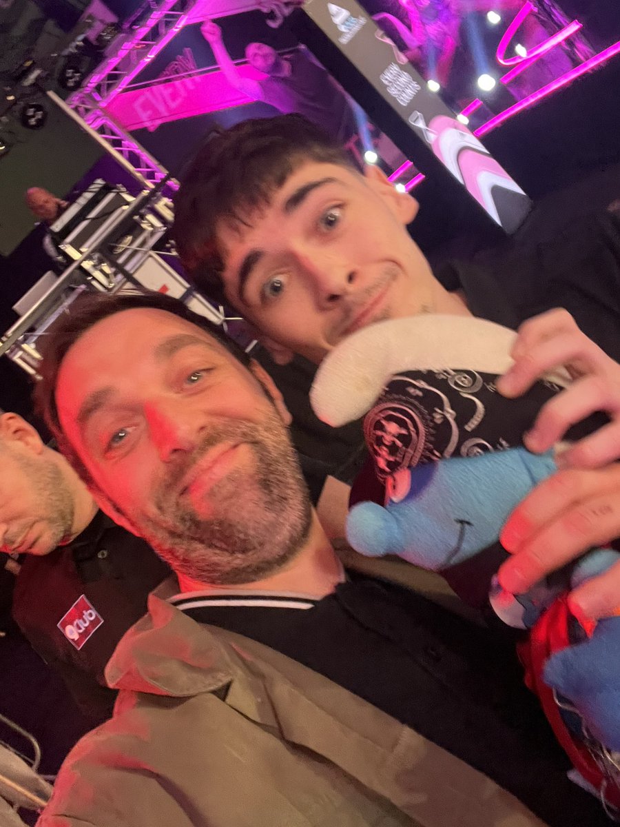 Snooker Smurf tweet media